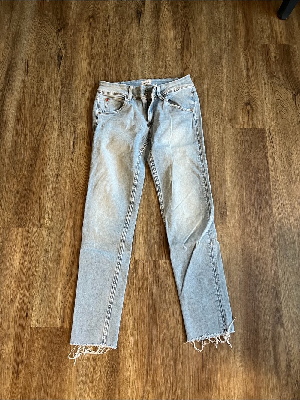GUC Hudson Jeans Collin Skinny Jeans, Light Wash Distressed Hem Straight Leg 27